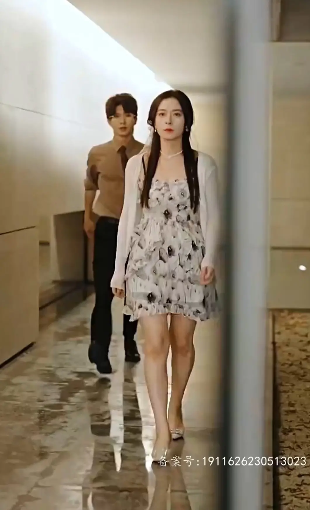 《离婚后我成了千亿大小姐》：逆袭爽文照进现实！看小透明如何华丽转身，开启开挂人生