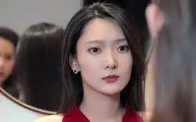 《总裁夫人摆摊逆袭记》：平凡小人物如何撼动商业帝国？一场关于爱与梦想的爆笑之旅！